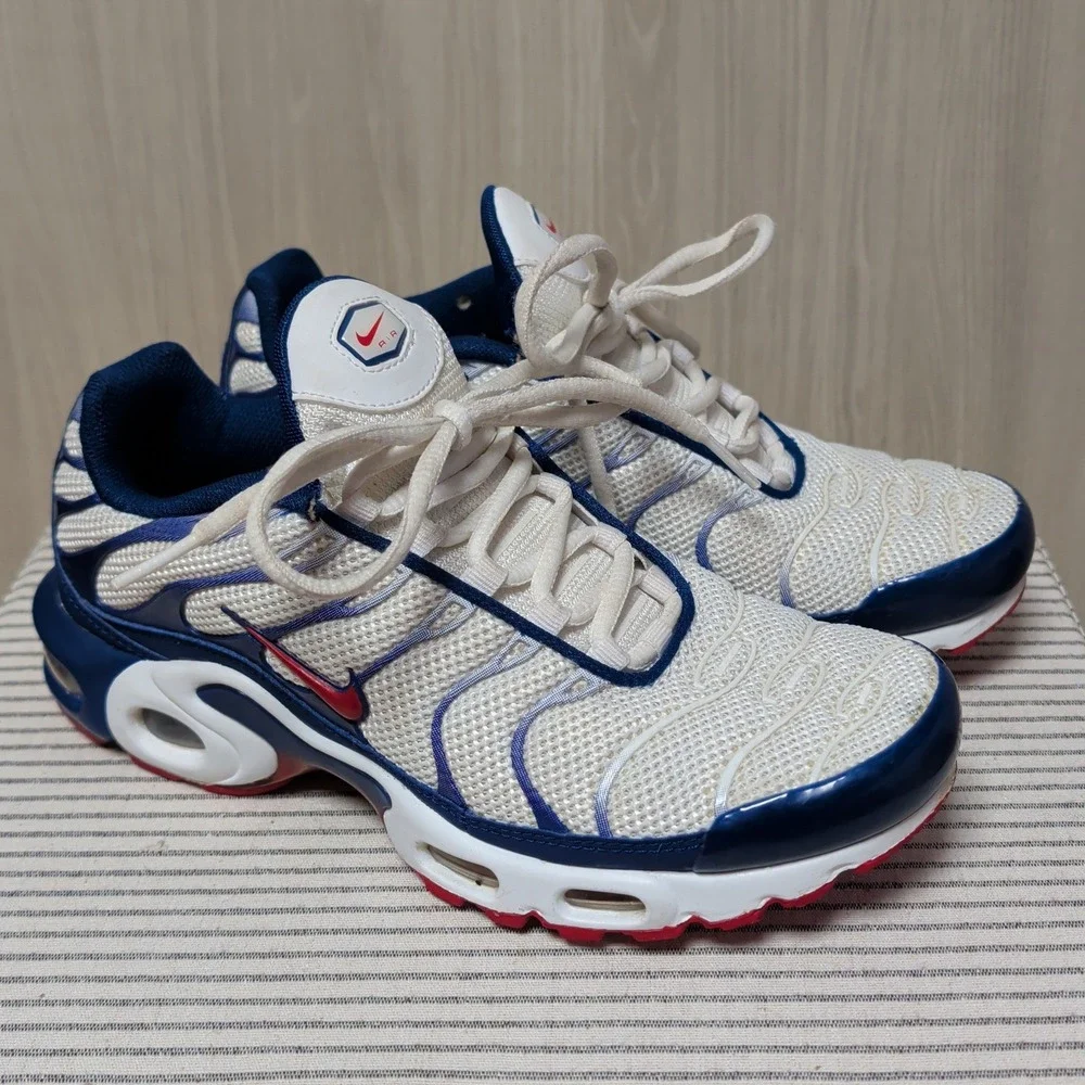 Nike Air Max Plus TN US 6 Women 7.5 White Blue Red CJ9928-100 Tuned Air EUR 38.5